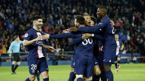 Messi and Mbappe sparkle as PSG breeze past Lens