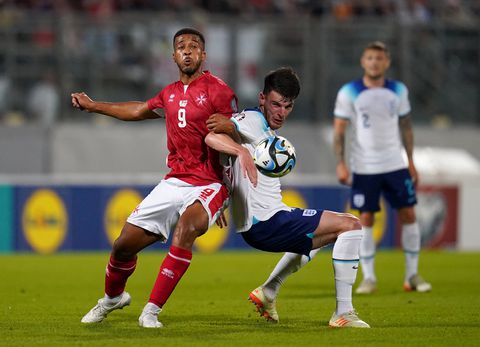 Arsenal new signing Declan Rice contesting for the ball