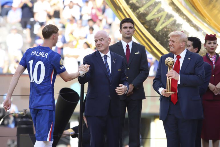 Cole Palmer and Reece James on moment on with Donald Trump.