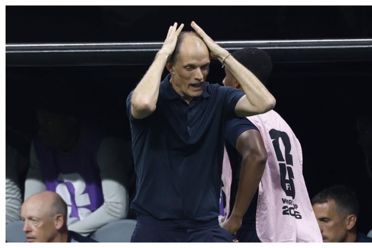 England manager draws fan fury