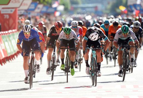 Philipsen wins Vuelta bunch sprint in baking Burgos