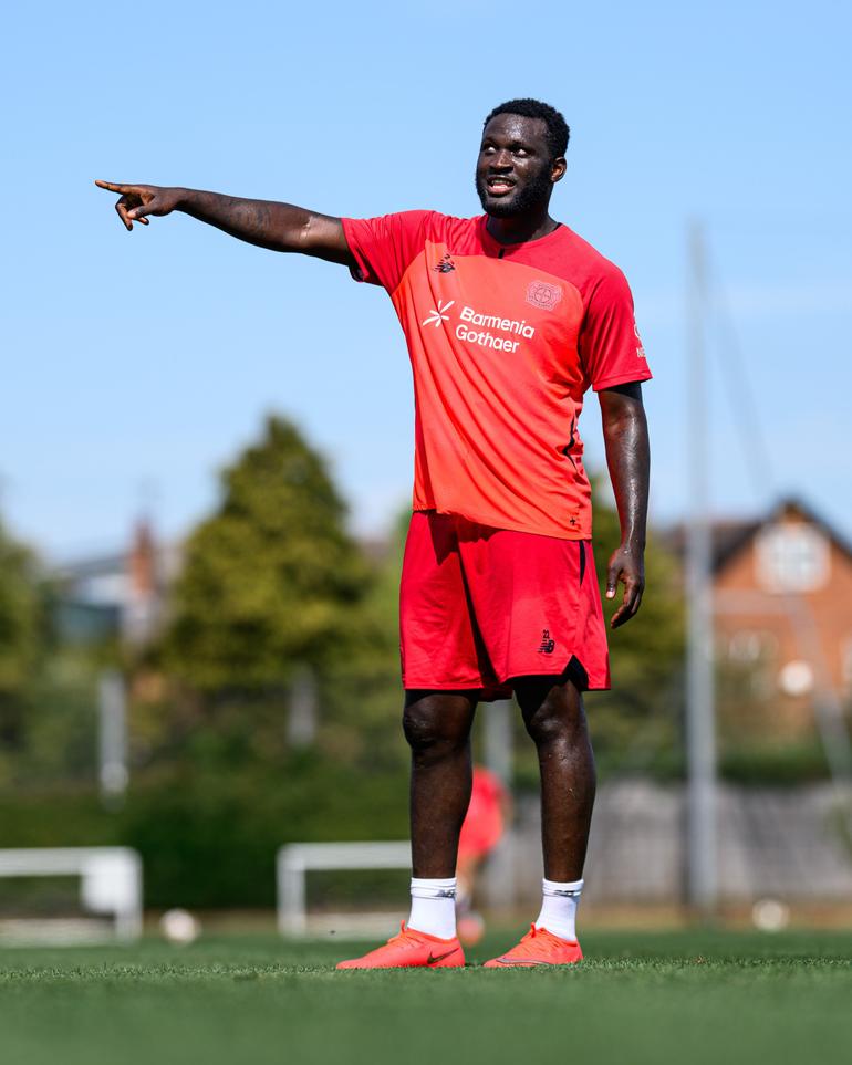 Victor Boniface in training with Bayer Leverkusen.