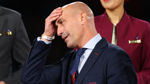 Former Spanish FA president Luis Rubiales handed restraining order from Jenni Hermoso