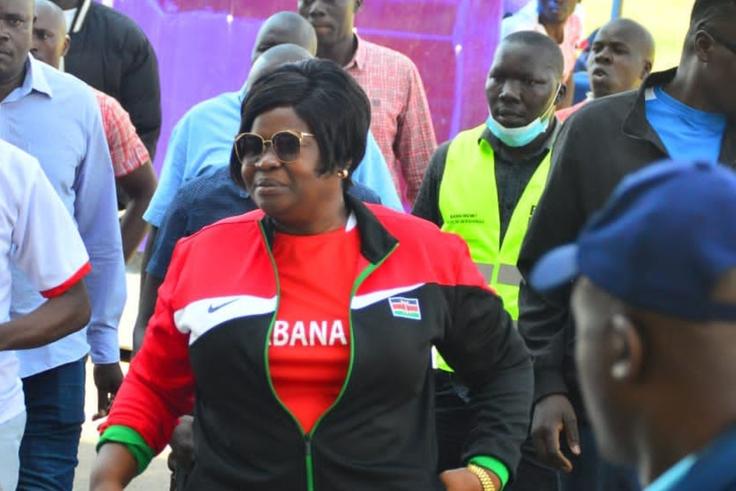 Homa Bay governor melts the heart of a fan with generous offer for Shabana, Kenya Police clash