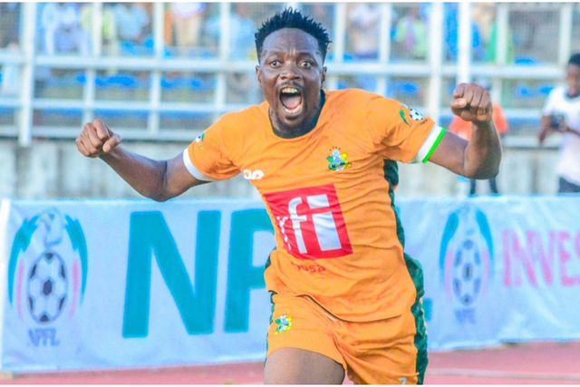 Former Super Eagles coach Finidi George climbs NPFL table as Ahmed Musa’s late strike breaks Rangers’ hearts