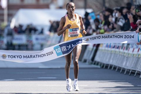 5 fastest female marathoner in the world.