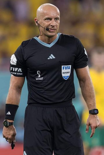 Who are the officials for the World Cup final