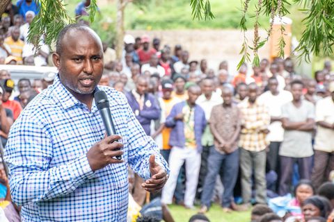 9 Kenyan politicians who share their love for Arsenal with the nation.