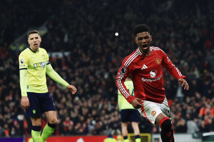 Mancheter United's Amad DIallo celebrates scoring against Southampton | Imago
