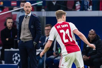 Ten Hag hails de Jong's unique quality