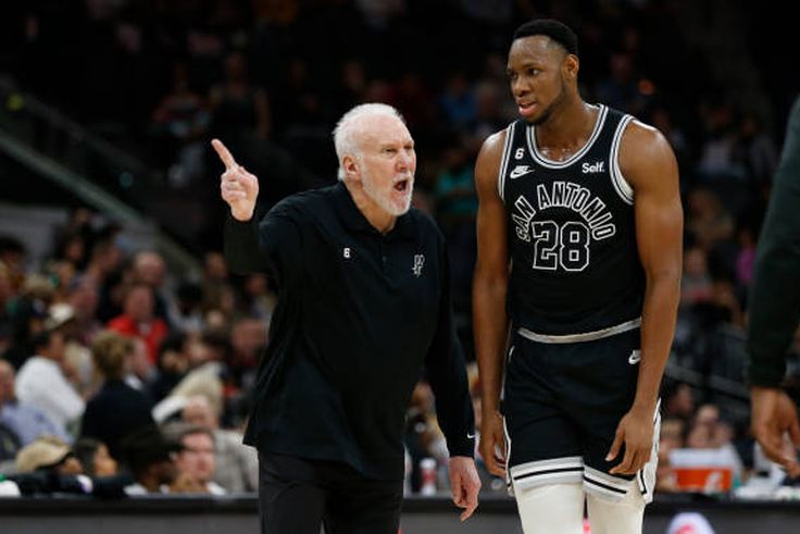 Charles Bassey signs 4-year extension with San Antonio Spurs