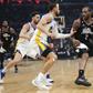 Steph Curry defends against Los Angeles' Clippers star Kahwi Leonard