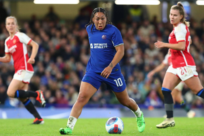 Lauren james in action for Chelsea against Arsenal || Image credit: Imago