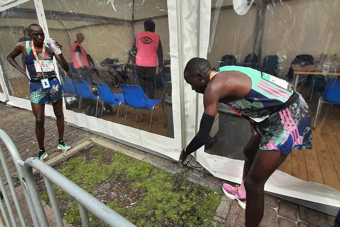 Alfred Barkach (left) and Bernard Kipyego.