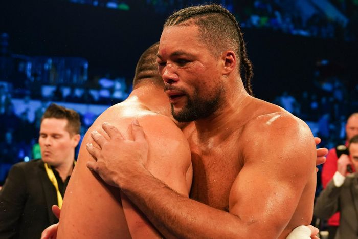 Joyce's eye had a severe swelling that revealed Zhang's immense ability