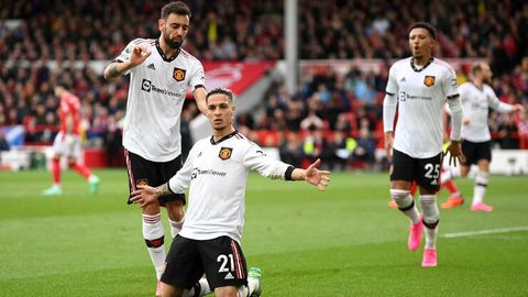Red Devils cruise past Forest to tighten grip on top four