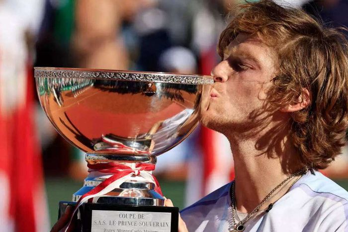 Rublev topples Rune for first Monte Carlo title