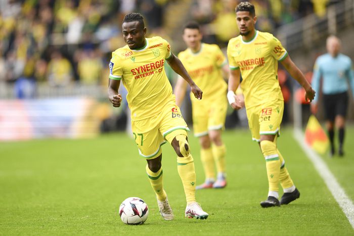 Moses Simon in action for Nantes