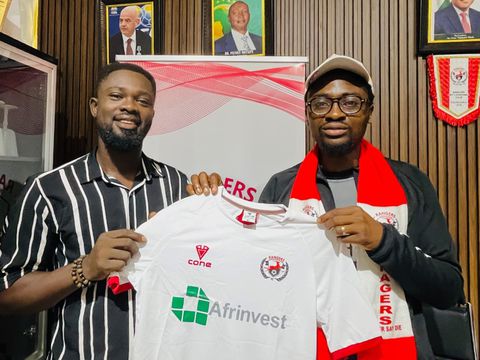 Barrister Amobi Ezeaku with DJ Blezon.