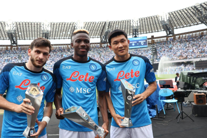 Italian Serie A FootbalL In the photo: pre-match awards ceremony of the 3 MVPs group photo Kim Min Jae (Best Defender), Victor Osimhen (Best Forward ), and Khvicha Kvaratskhelia (Best Overall ) || Image credit: iMAGO