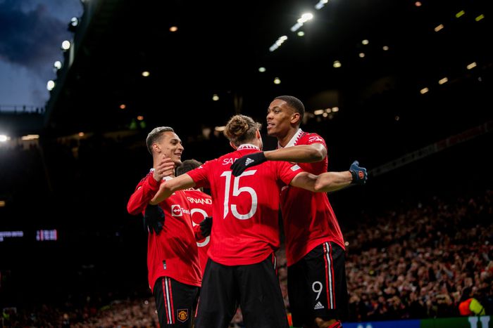 Manchester United suffer huge setback