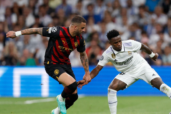 Vinicius Jr goes head to head with Kyle walker in Manchester City vs Real Madrid