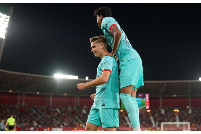 Barcelona defeat relegated Almeria