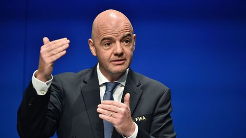 Delegates walk away from FIFA congress after President arrives late from Trump’s meeting