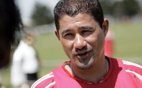 Former Kaizer Chiefs Coach on Gor Mahia Radar After Massive Application Turnout