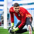 Chelsea Sell Goalkeeper Amid Major Squad Shake-Up