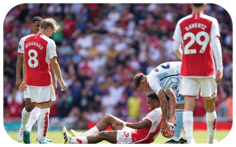 Arsenal release official statement on the extent of Timber's injury