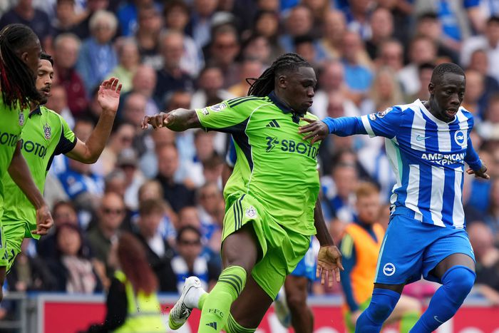 Calvin Bassey and Alex Iwobi start the season with defeat | Imago