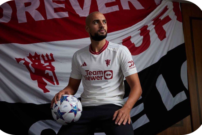 Man United fans concern about Amrabat's absence against Brighton