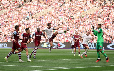 Bernardo Silva scores Man City's second goal || Photo credit: Imago