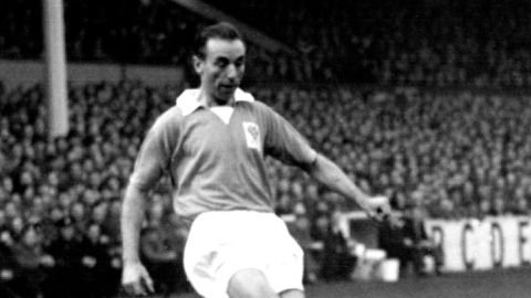 Top 10 football legends who never saw red cards