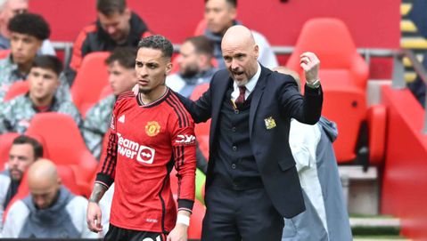 Sancho 2.0? Ten Hag warns Antony about Manchester United future