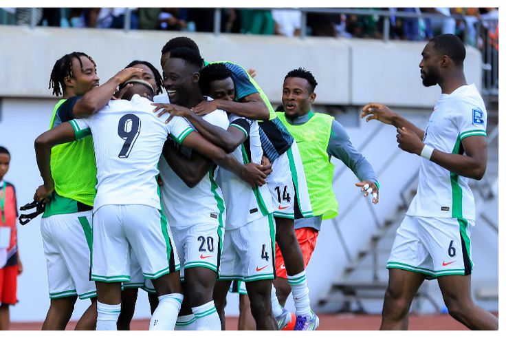 Super Eagles players celebrating || Imago