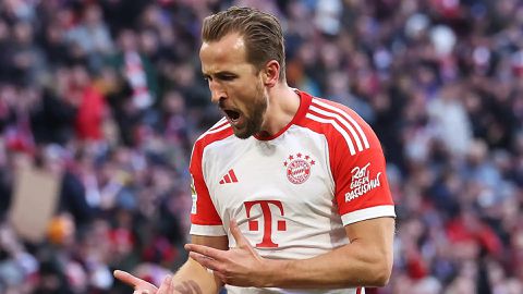 Red-Hot Harry Kane Sends Transfer Message: Spurs Eye Return Bid!