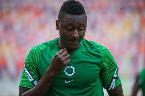 ‘He does not want to represent his country’ - Ex-Super Eagles star slams Umar Sadiq for coming late to camp