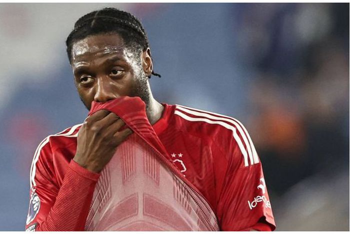 Ex-Chelsea coach slams Super Eagles star Ola Aina