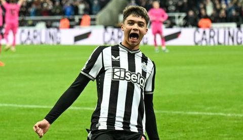 Newcastle gem Lewis Miley reaches Premier League milestone held by ex-Manchester United teenager