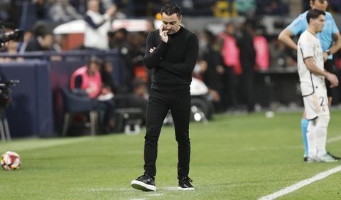 Xavi finally reveals reason for Barcelona U-turn with new contract on the horizon