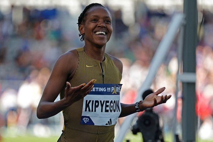 Faith Kipyegon has shared a glimpse of her return to training ahead of busy to 2025 season.