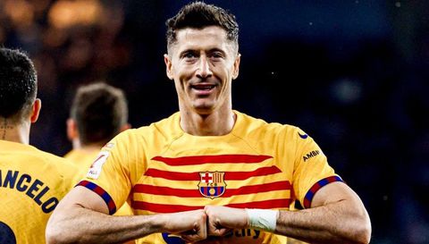 Lewandowski begs Barcelona youngsters to help him shine after Atletico Madrid win
