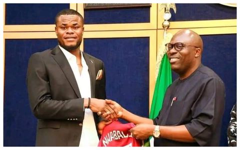 Nigeria’s AFCON hero Nwabali recieves high honor from Rivers State governor
