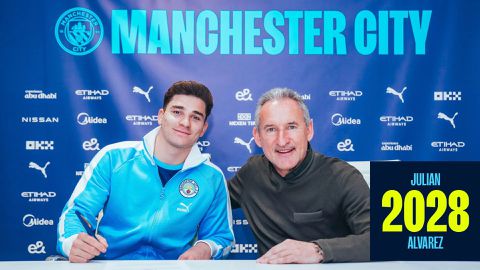 Julian Alvarez signs contract extension with Manchester City