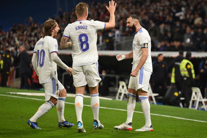 Real Madrid duo Karim Benzema and Toni Kroos are expected to be fit for the LaLiga showdown against Barcelona on Sunday