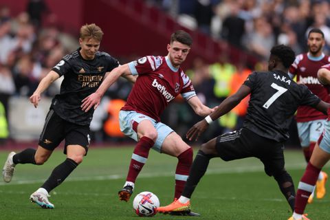 Carragher says Arsenal interest in West Ham midfielder may be more than a rumour