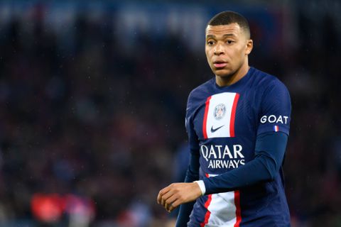 Ex-Chelsea icon wants to see Kylian Mbappe at Stamford Bridge