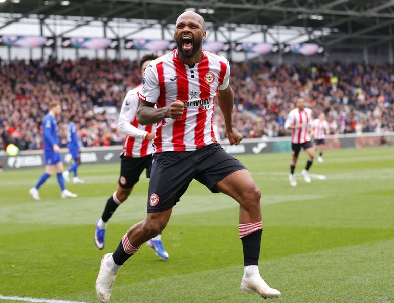 Igor Thiago celebrating || Imago
